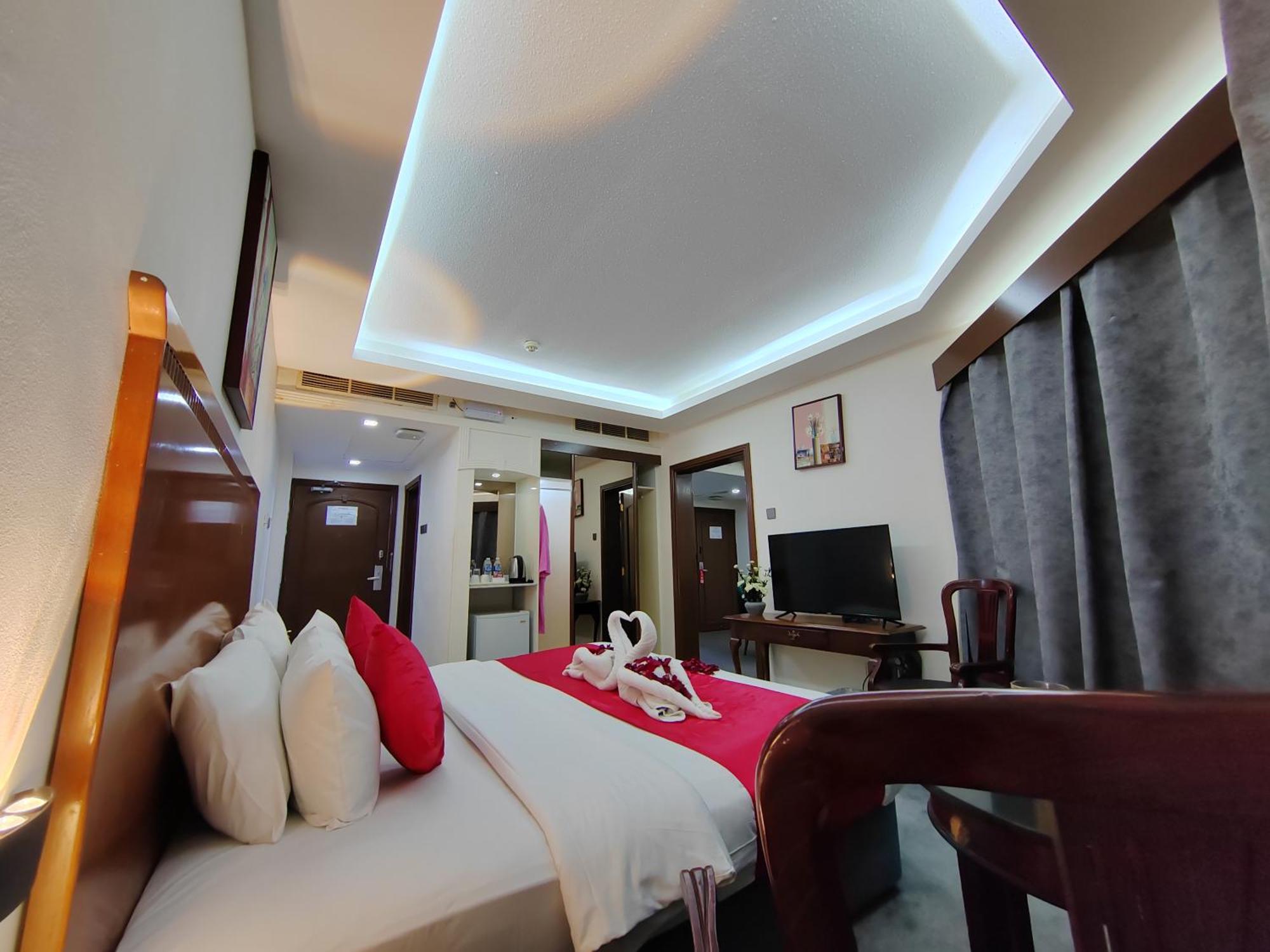Le Paradise Palace Hotel 3*