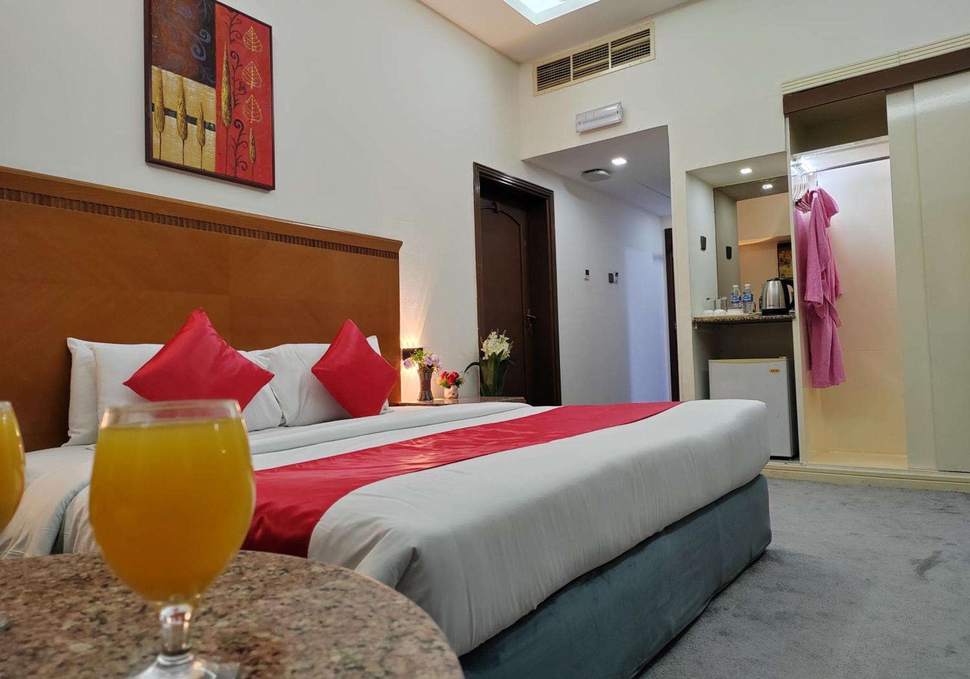 Hotel Le Paradise Palace 3*