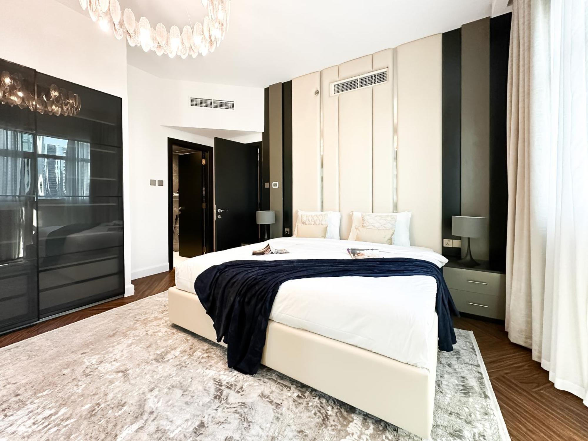 3-bdr Marina Gem W Stunning Yacht Bay Views Dubai