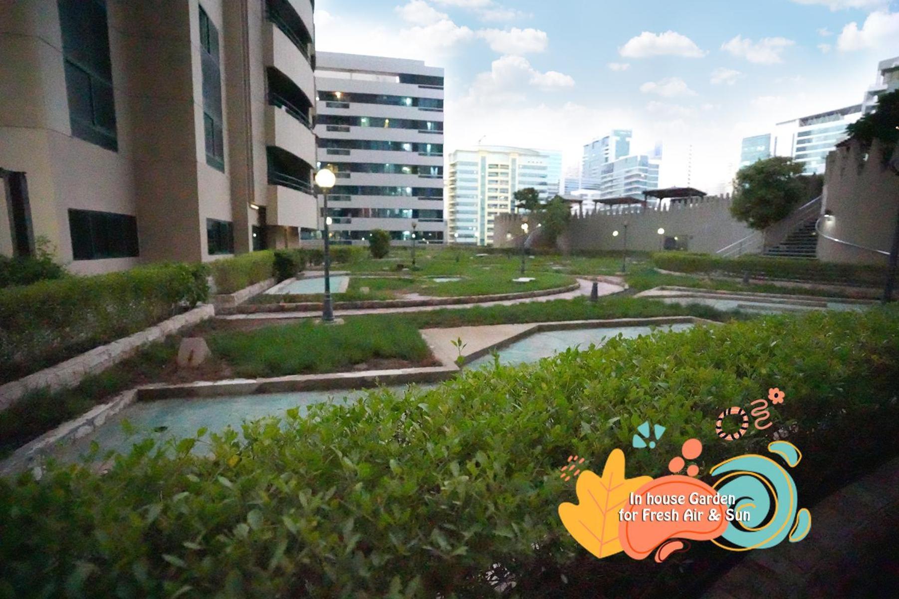 Quiet Partition In Tecom Barsha Heights Homestay