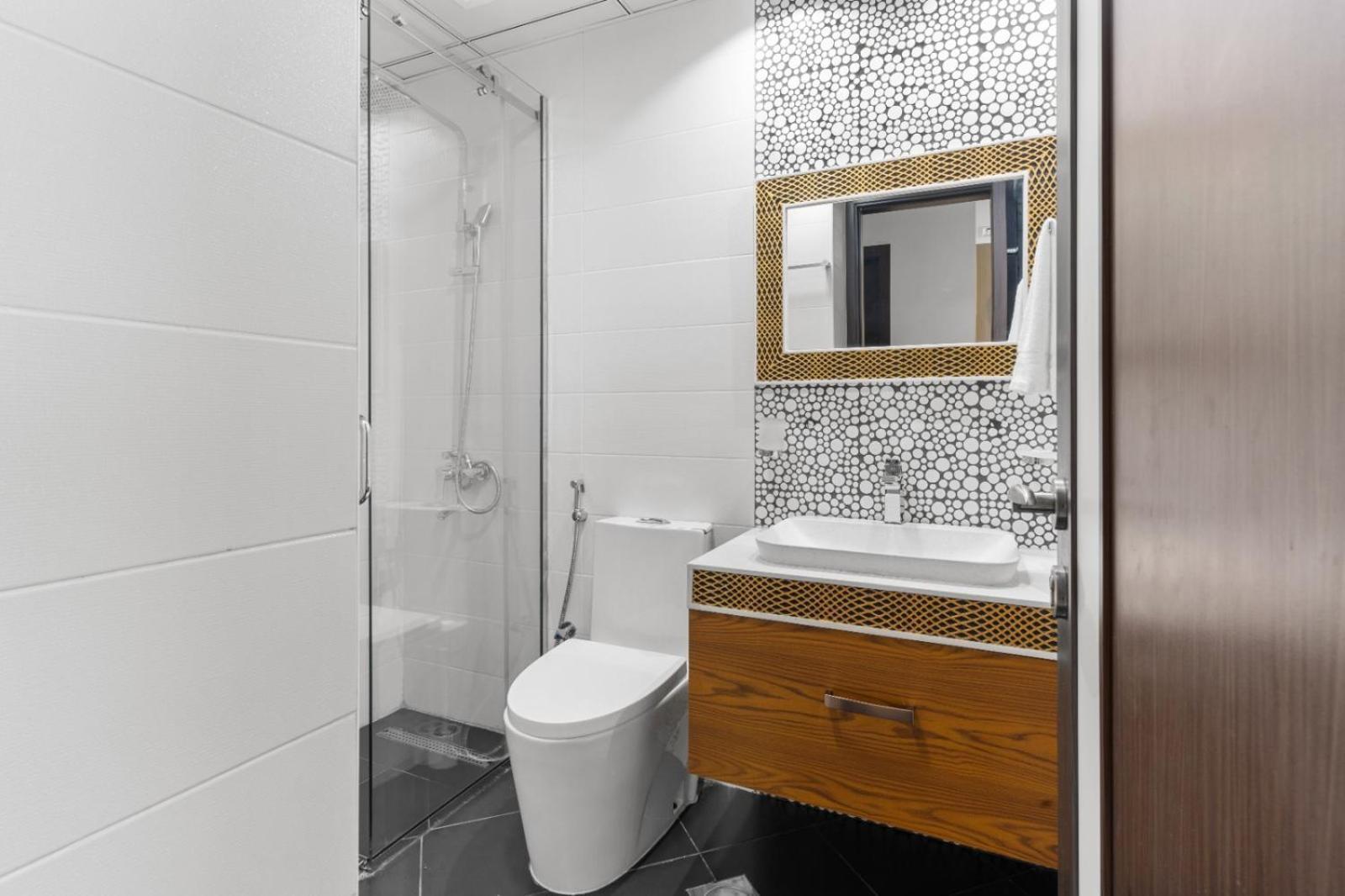 Apartment Brand New 2 Bedroom In Bayz By Danube, Business Bay Dubai