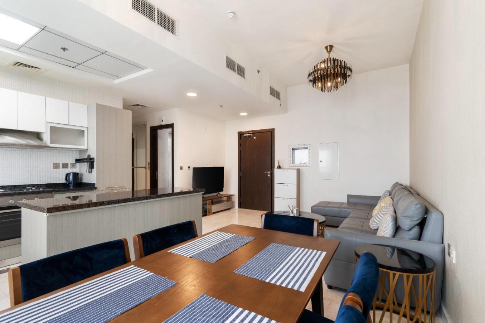 Apartment Brand New 2 Bedroom In Bayz By Danube, Business Bay