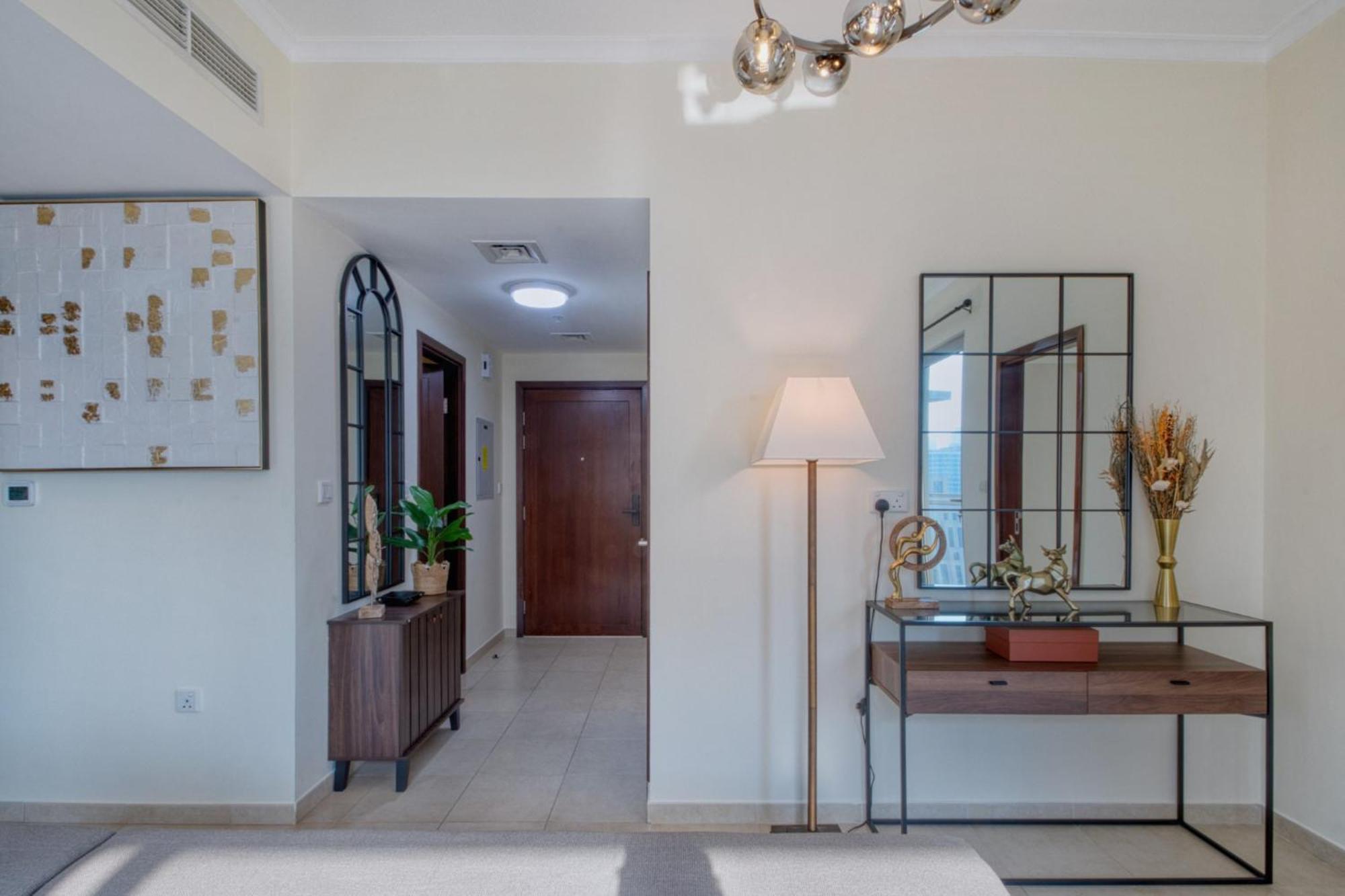 Luxury 1-bedroom With Burj Khalifa View Apartment