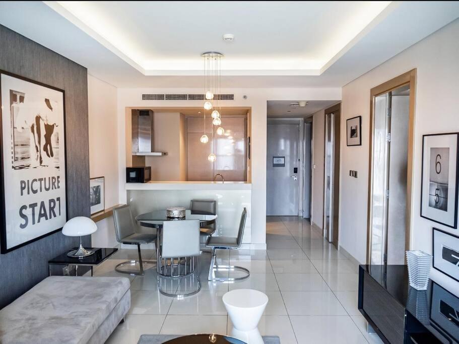 Stylish At Paramount Business Bay * Dubai
