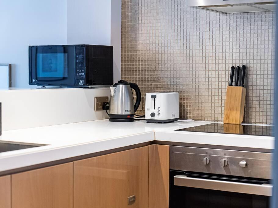 Stylish At Paramount Business Bay * Dubai