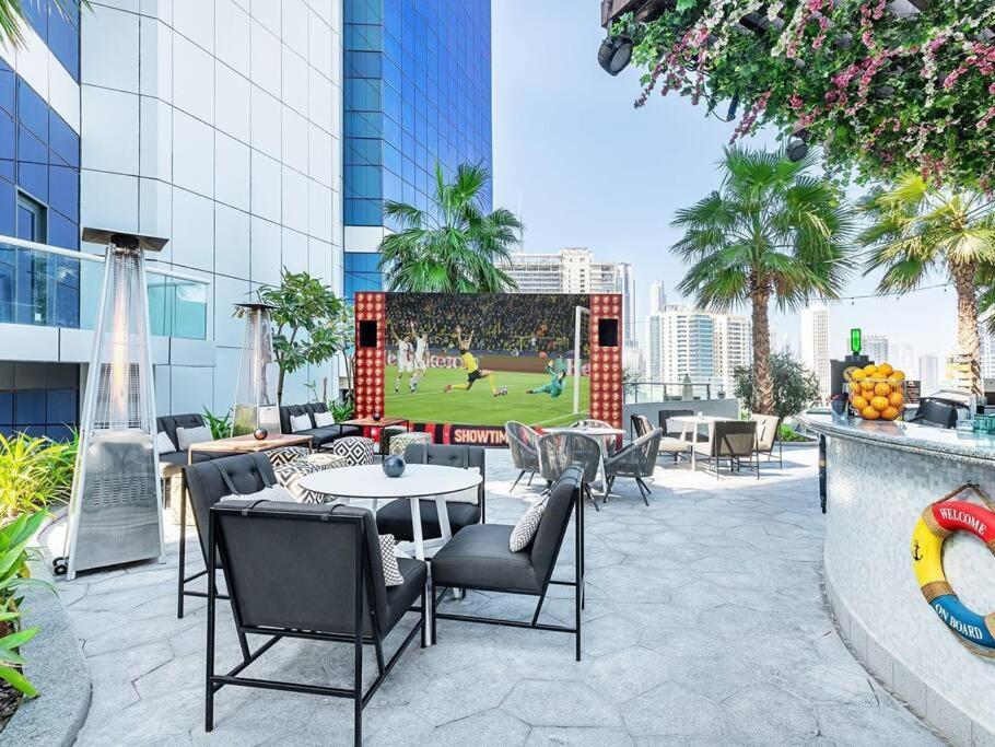 Apartment Stylish At Paramount Business Bay Dubai