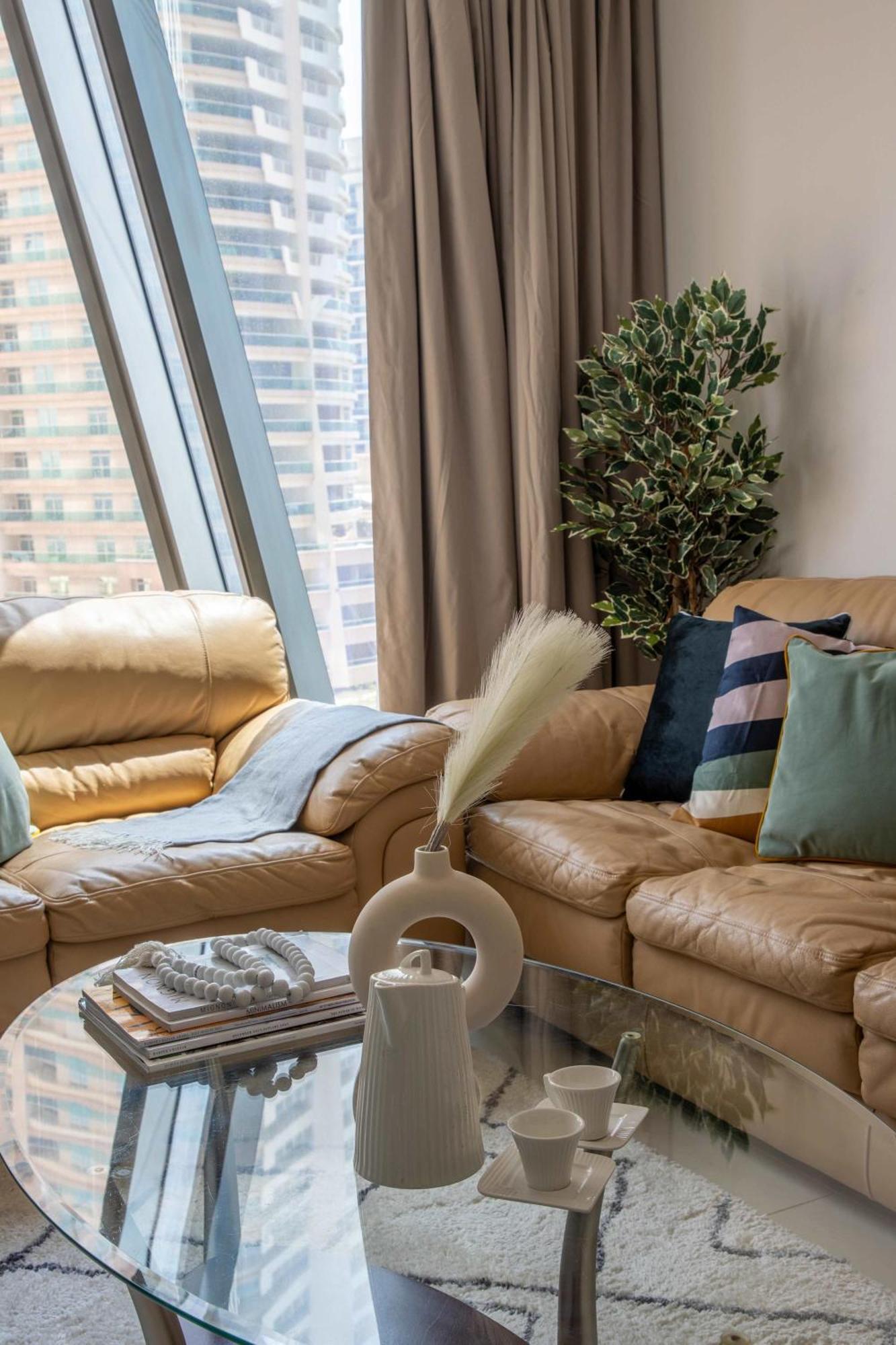 Frank Porter - Silverene Tower B Apartment