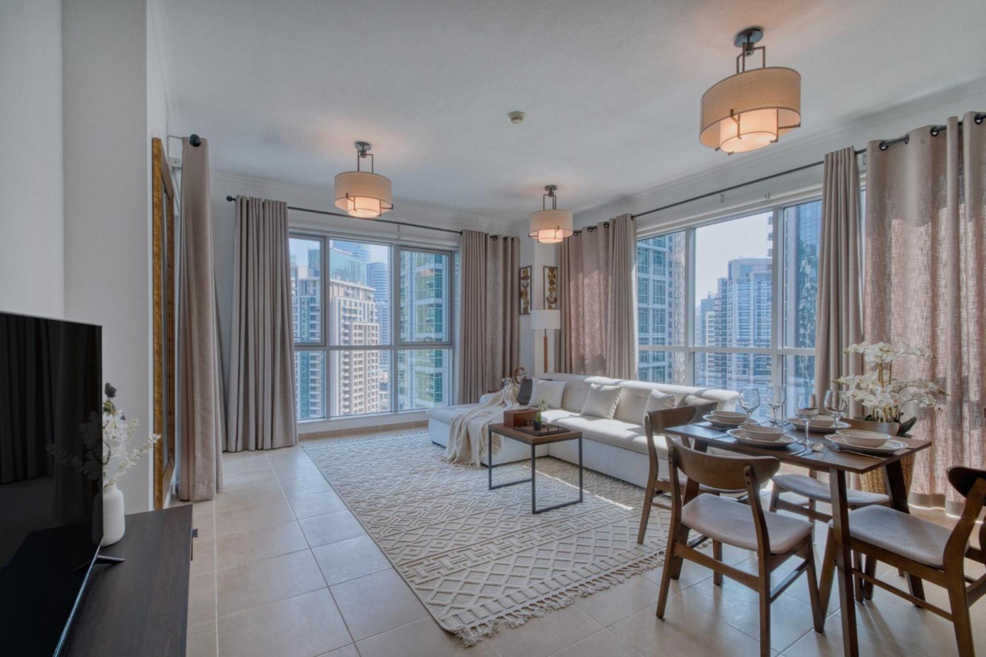 Cozy 1-bedroom At Heart Of Apartment