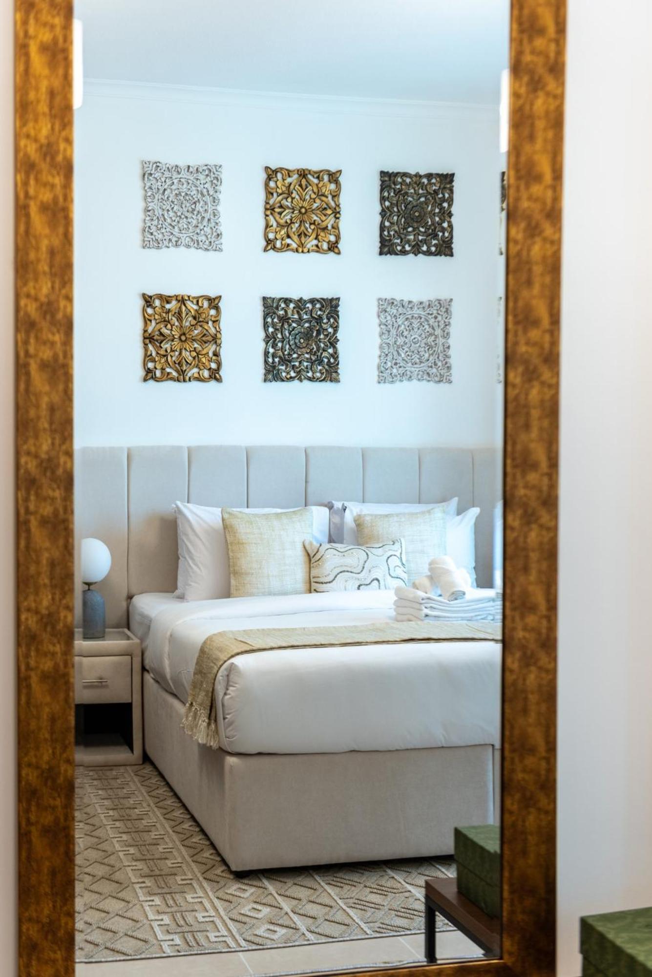 Cozy 1-bedroom At Heart Of Apartment Dubai