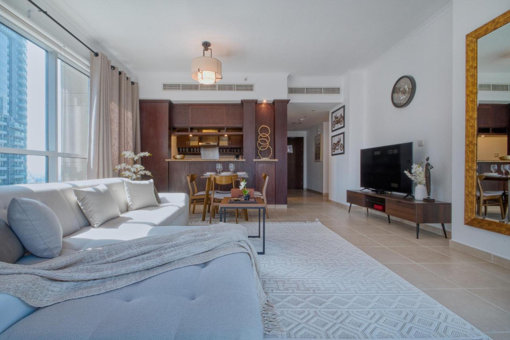 Cozy 1-bedroom At Heart Of *