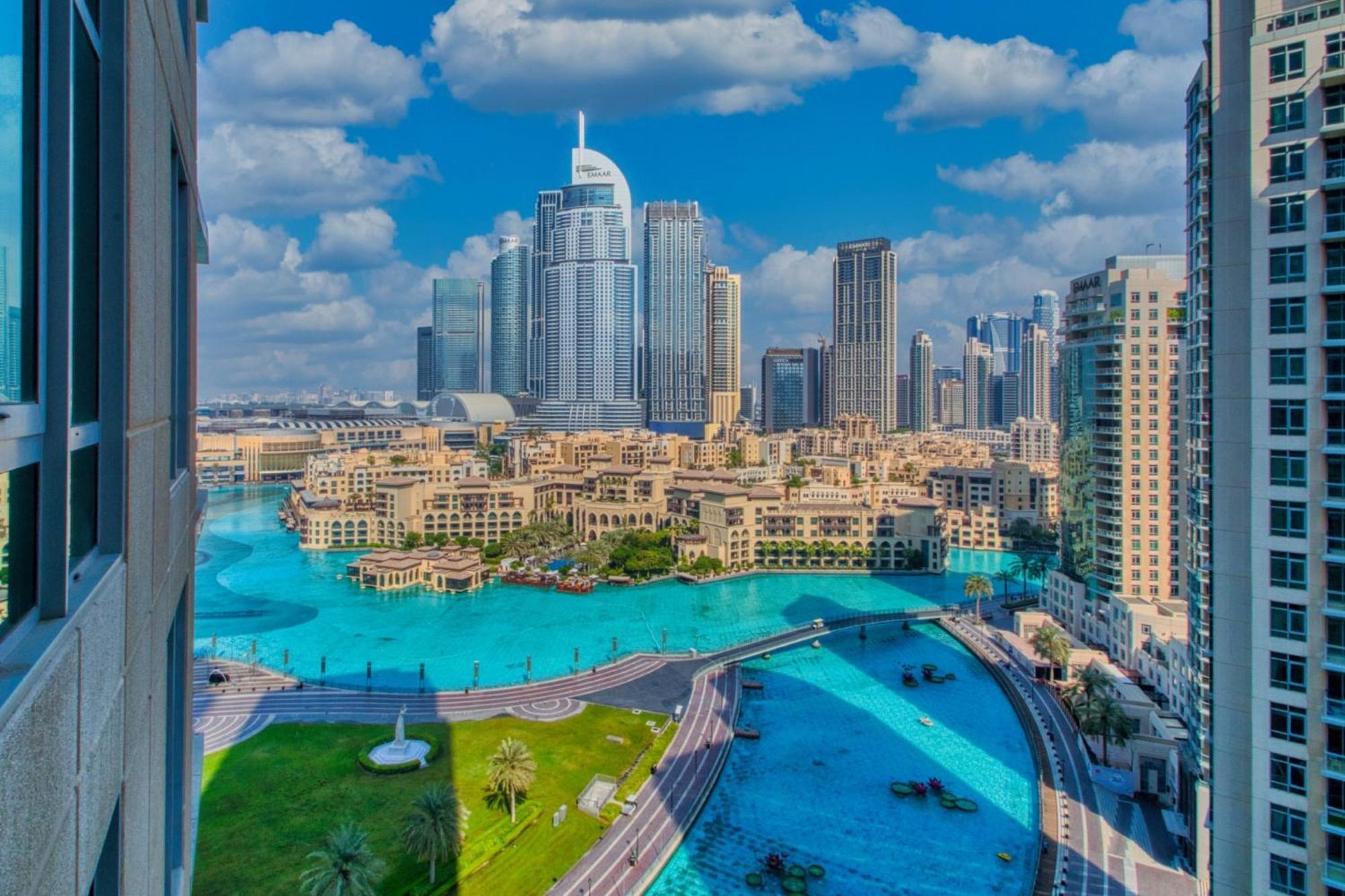 Cozy 1-bedroom At Heart Of * Dubai
