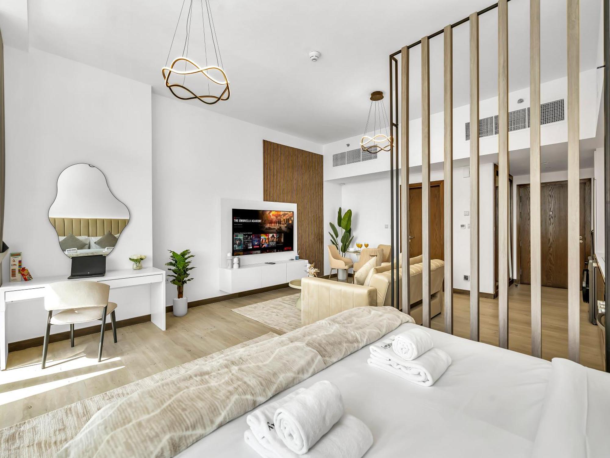 Smartstay At Zaya Hameni - Modern Luxury - Unique In Jvc Apartment Dubai