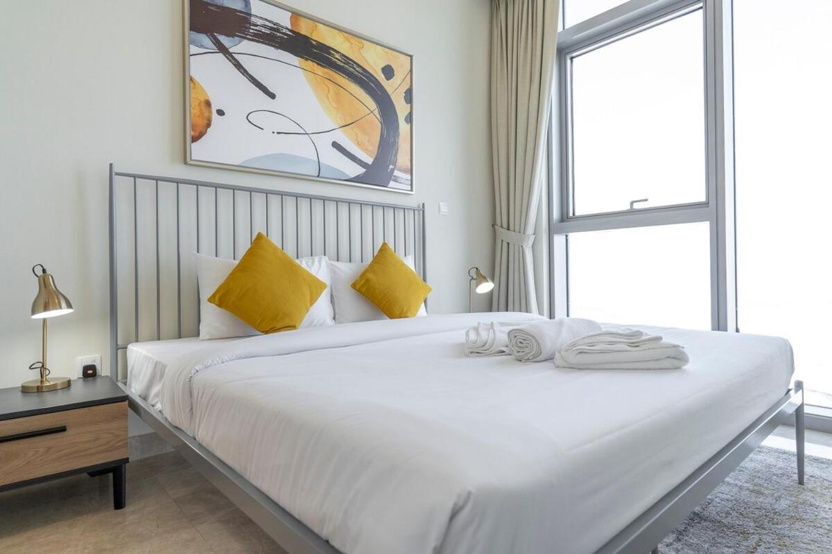 Airy 5-bedrooms At Harbour Views With Stunning Scenery Of Creek! * Dubai