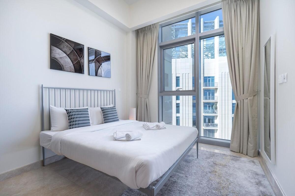 Airy 5-bedrooms At Harbour Views With Stunning Scenery Of Creek! * Dubai