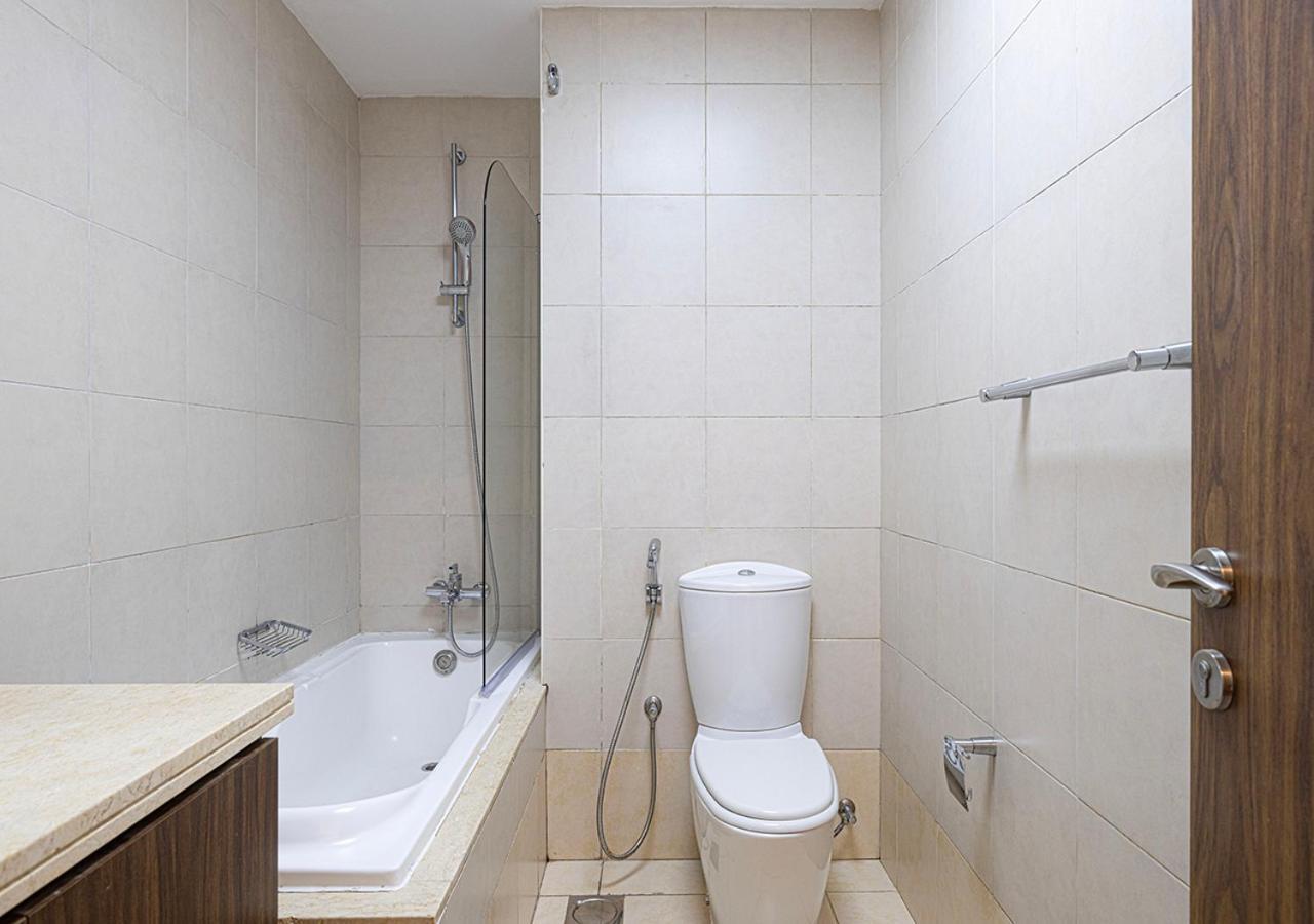 Next'house - Business Boulevard Host Hostel *