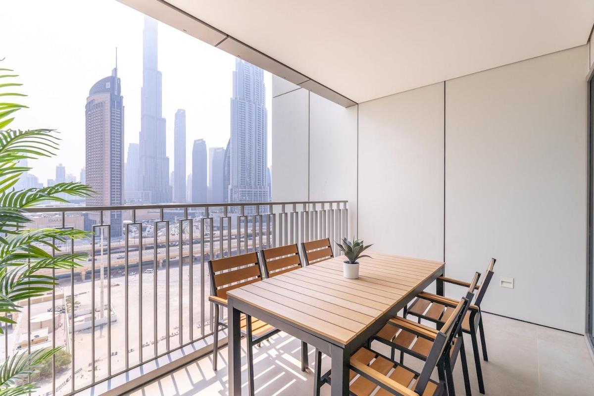 Apartment Luxurious 4-bedrooms Near Burj Khalifa And Mall In Downtown! Dubai