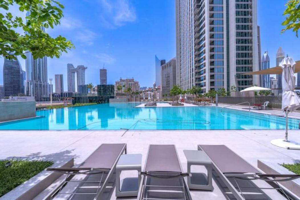 Luxurious 4-bedrooms Near Burj Khalifa And Mall In Downtown! Apartment