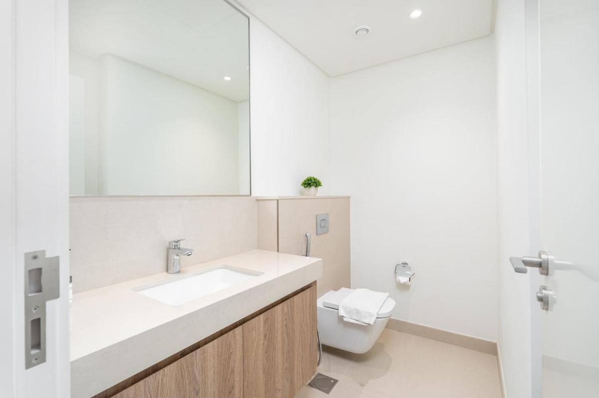 Luxurious 4-bedrooms Near Burj Khalifa And Mall In Downtown! Apartment Dubai