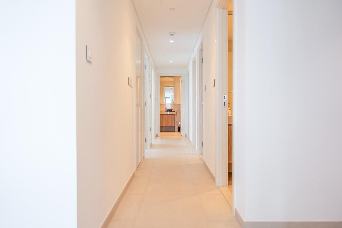 Apartment Luxurious 4-bedrooms Near Burj Khalifa And Mall In Downtown! Dubai
