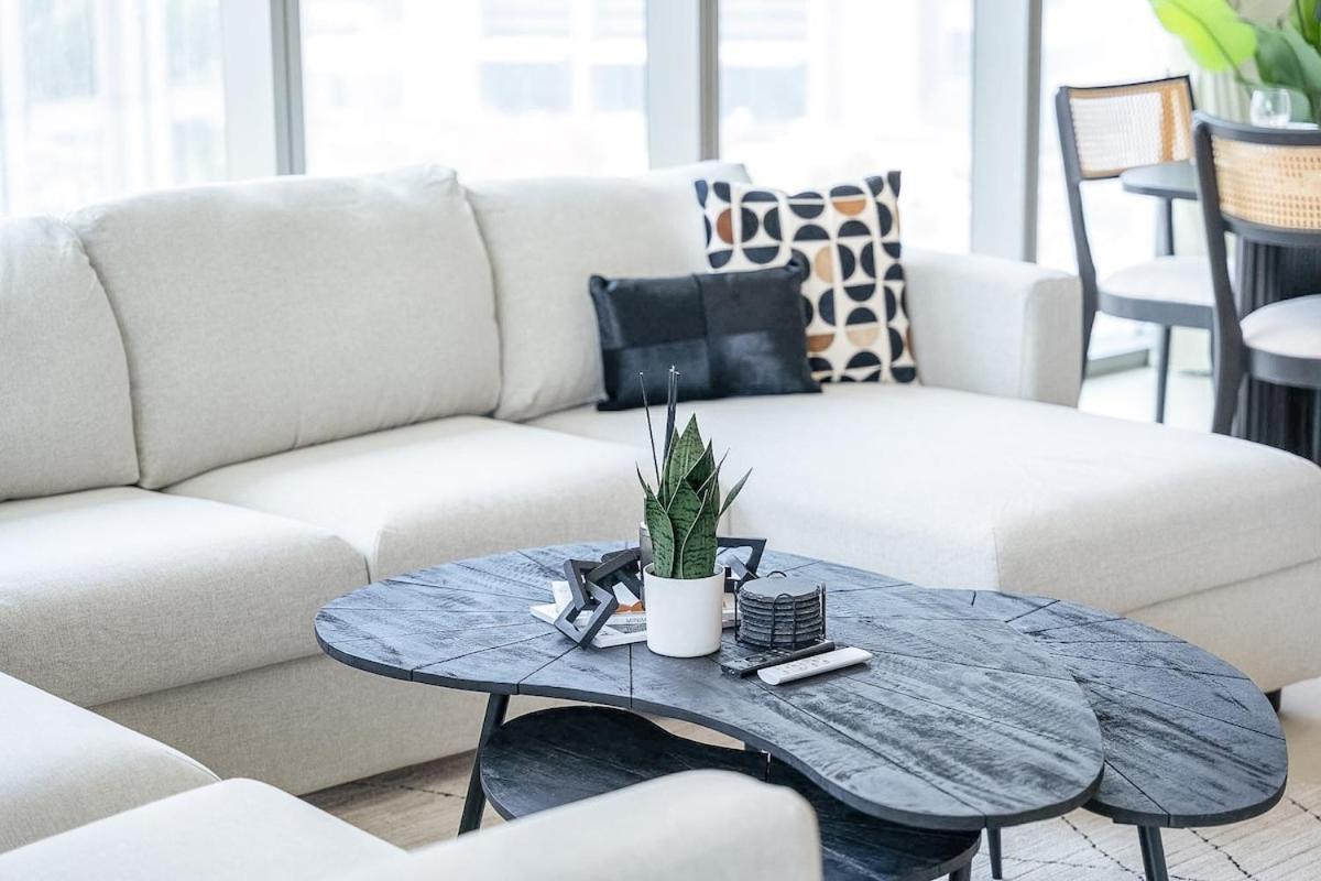 Luxurious 4-bedrooms Near Burj Khalifa And Mall In Downtown! Apartment