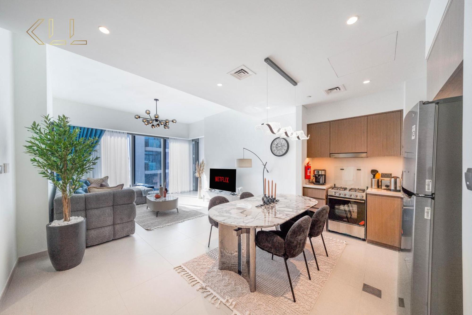 Luxury 2 Bedroom In Downtown Boulevard Views Apartment