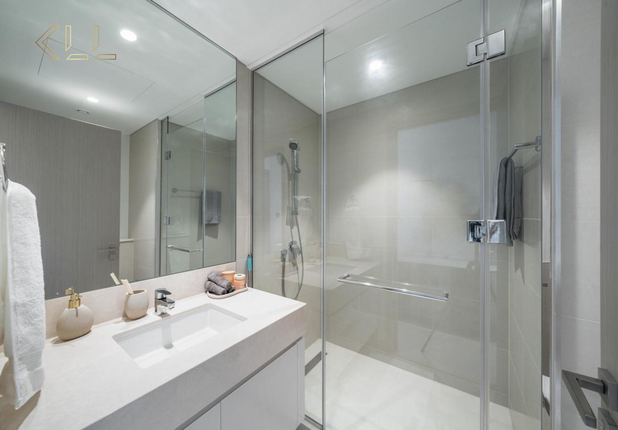 Luxury 2 Bedroom In Downtown Boulevard Views Dubai