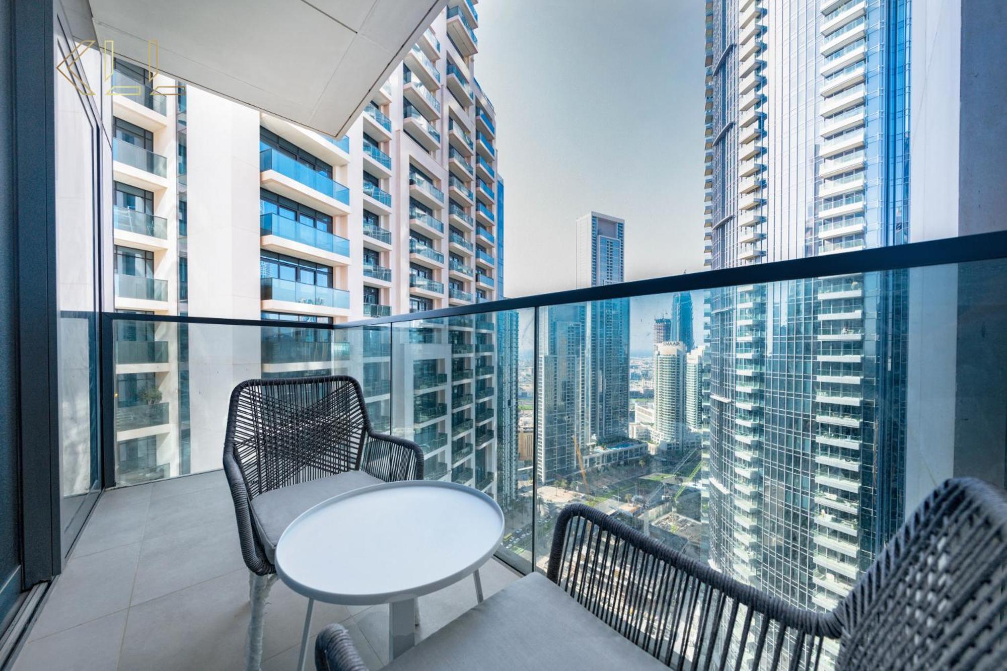 Luxury 2 Bedroom In Downtown Boulevard Views * Dubai