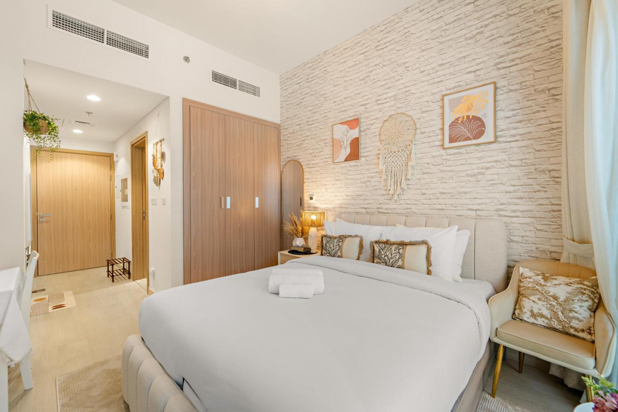 With Pool, Gym, Bbq Area And Playground Apartment Dubai