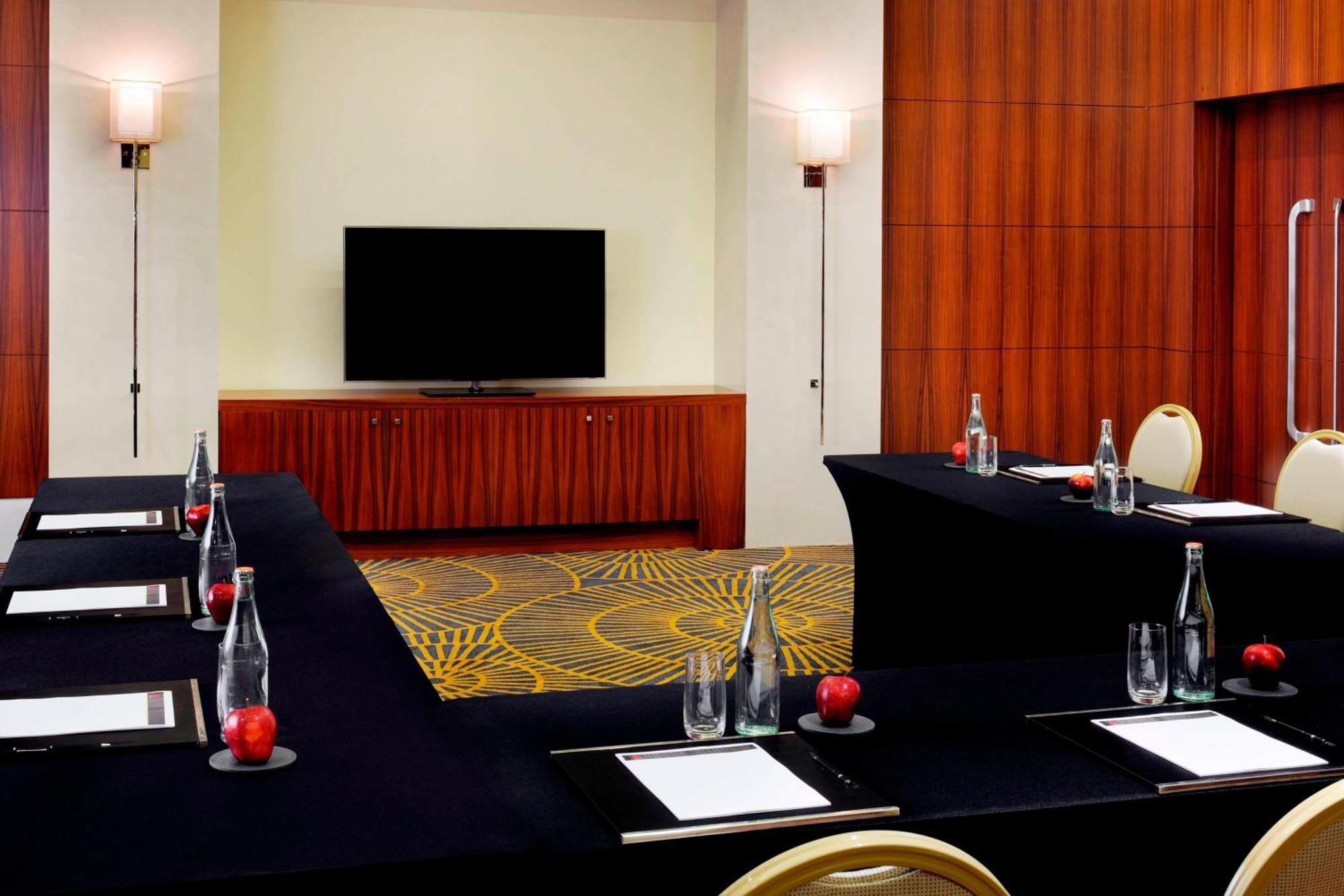 Marriott Al Jaddaf, Hotel