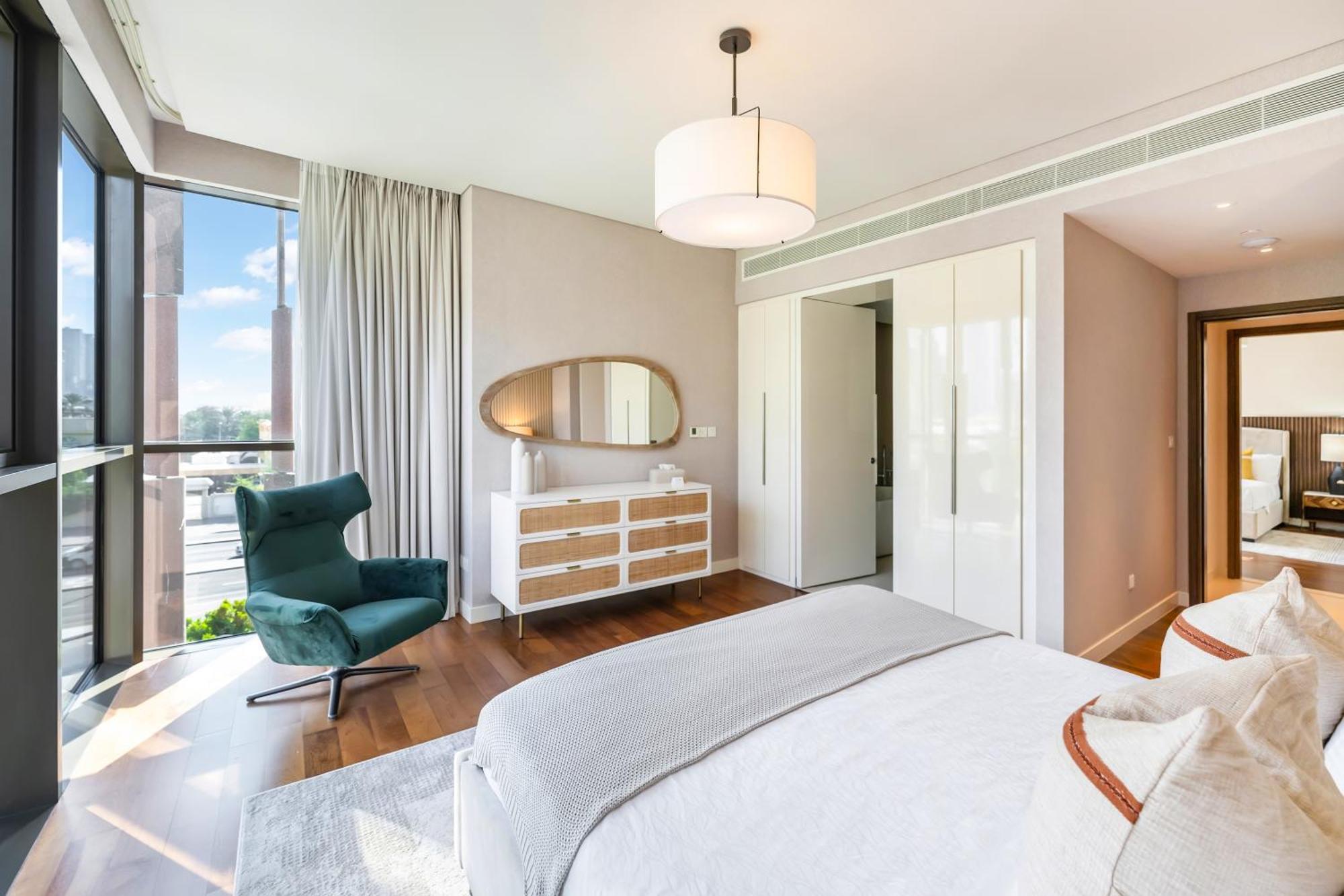 Fam Living - Walk - Urban Staycations Dubai