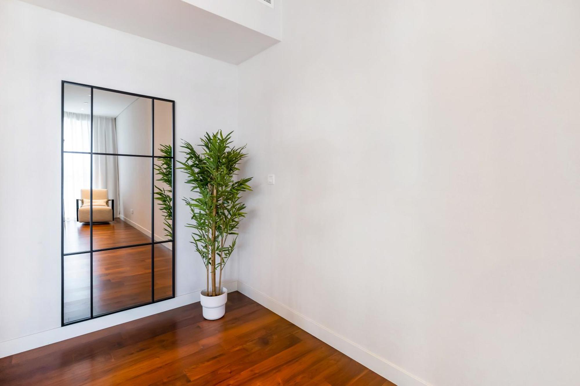 Fam Living - Walk - Urban Staycations *