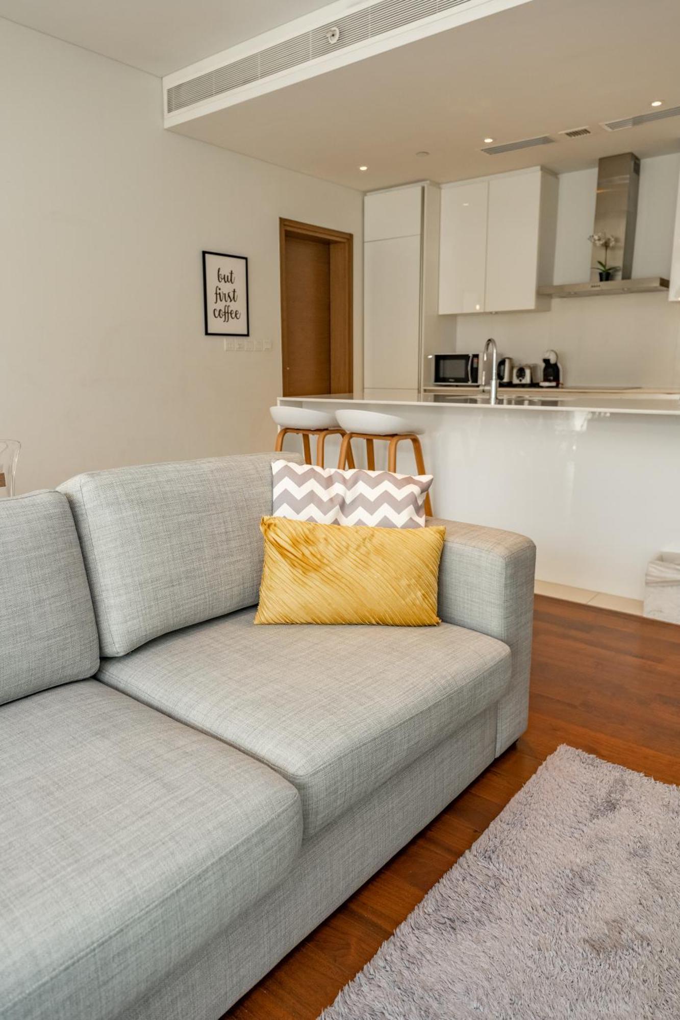 Fam Living - City Walk - Opulent Living Apartment