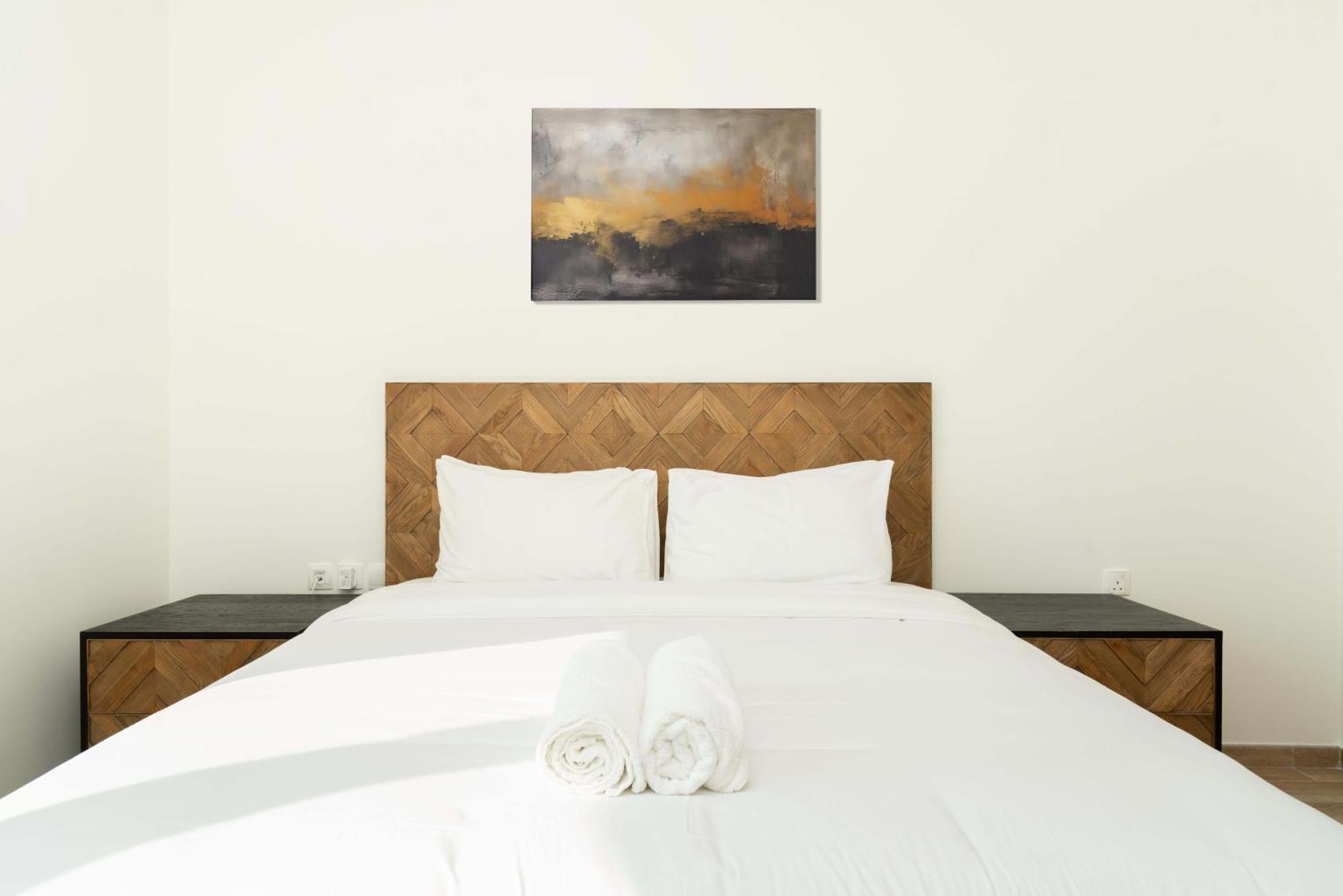 Elegant In Habtoor Palace, Center Apartment *
