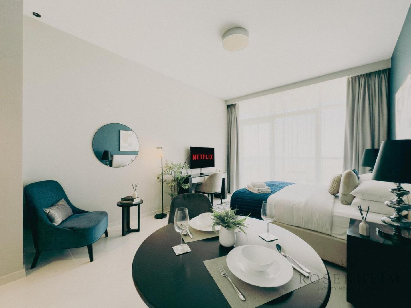 Holiday home Rosenheim | Modern Studio At Damac Hills *