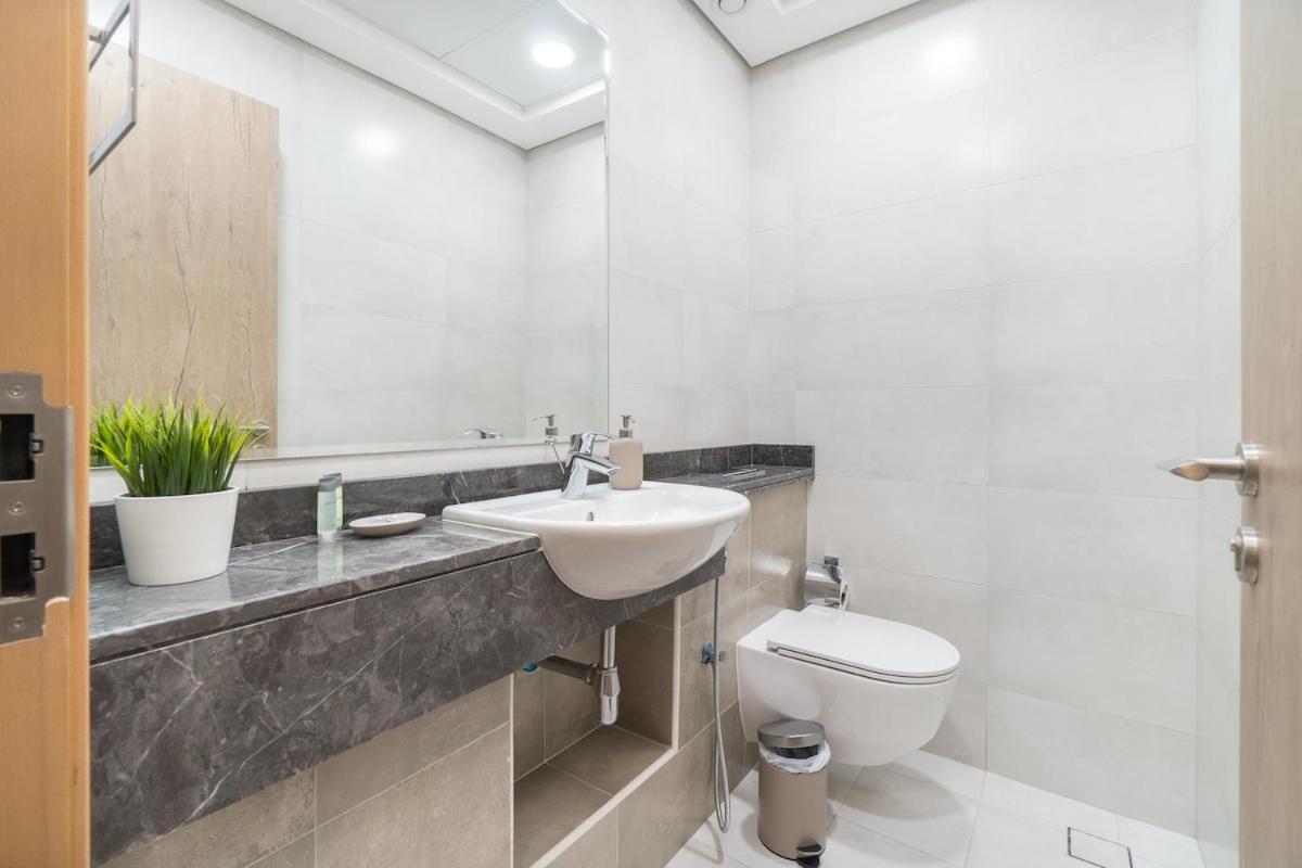 Trendy 1-bedroom In Business Bay Apartment Dubai