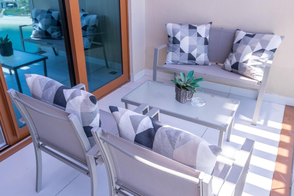 Sleek Studio At Palm Jumeirah With Ocean Vibes
