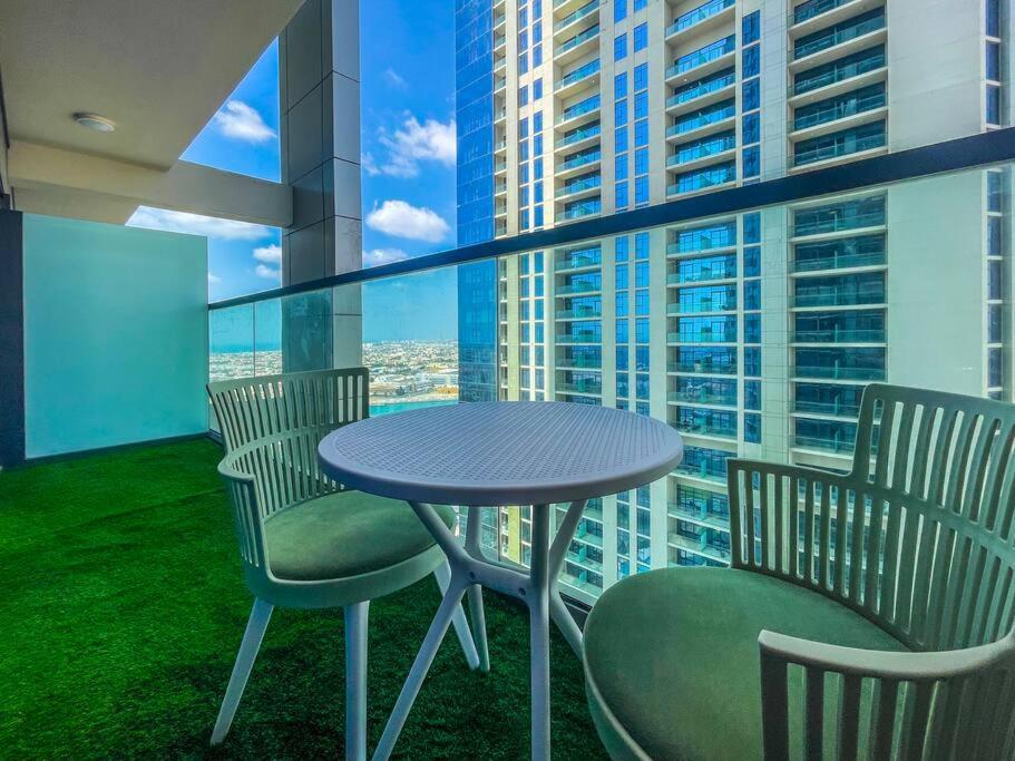 Apartment Deluxe One Bedroom With Balcony In Dubai