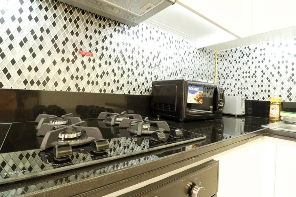 Apartment Deluxe One Bedroom With Balcony In Dubai