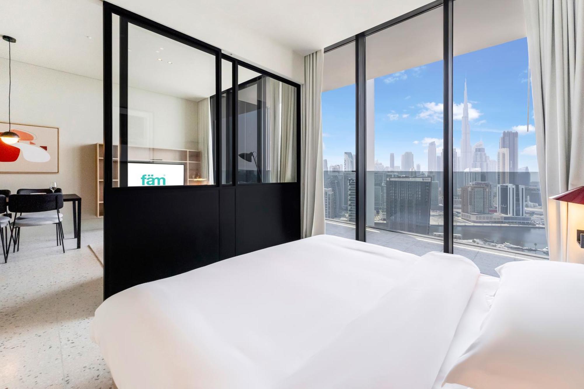 Fam Living - Upside Living - Wfh Friendly-business Bay Apartment