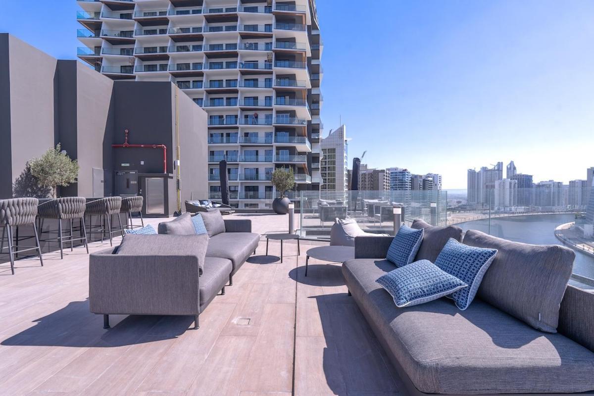 Homey 1-bedroom In Business Bay With A View Of Skyline! Dubai