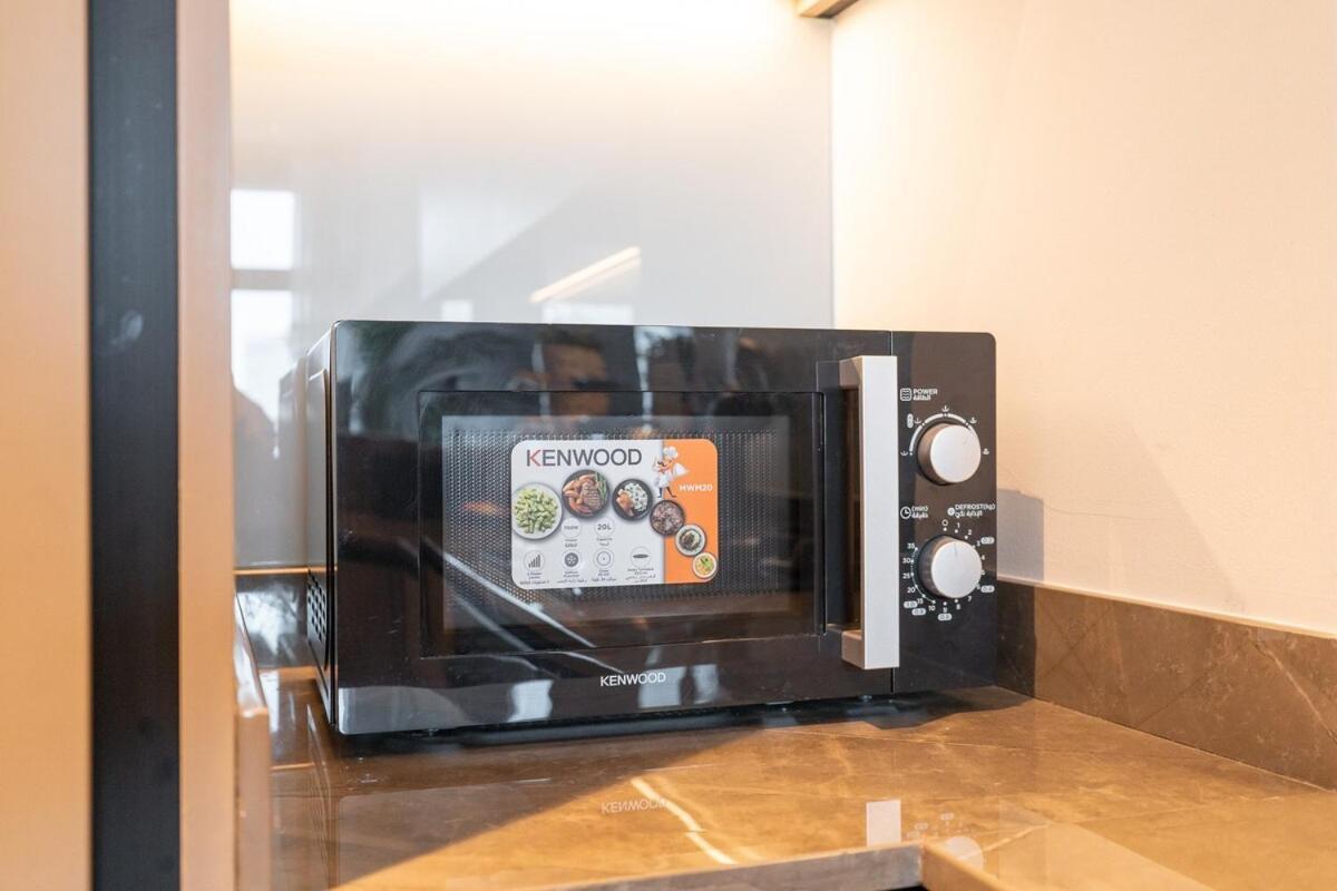 Homey 1-bedroom In Business Bay With A View Of Skyline! *