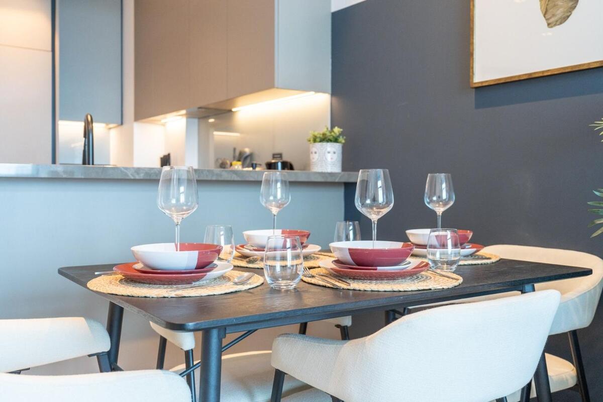 Apartment Homey 1-bedroom In Business Bay With A View Of Skyline! *