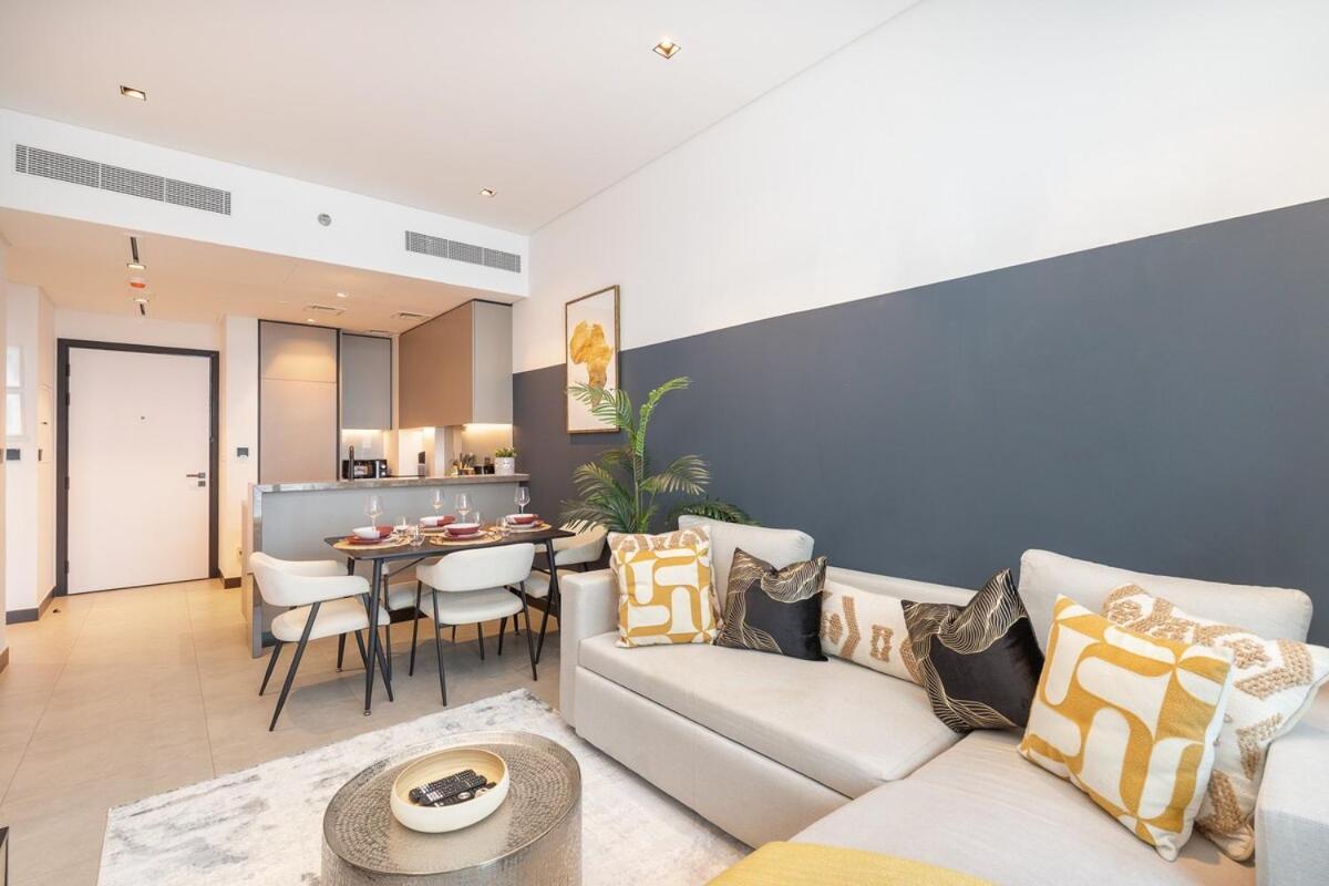 Homey 1-bedroom In Business Bay With A View Of Skyline! *