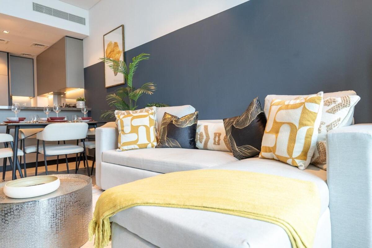 Homey 1-bedroom In Business Bay With A View Of Skyline! *