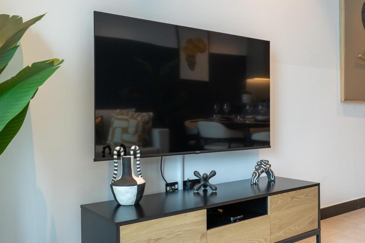 Homey 1-bedroom In Business Bay With A View Of Skyline! *