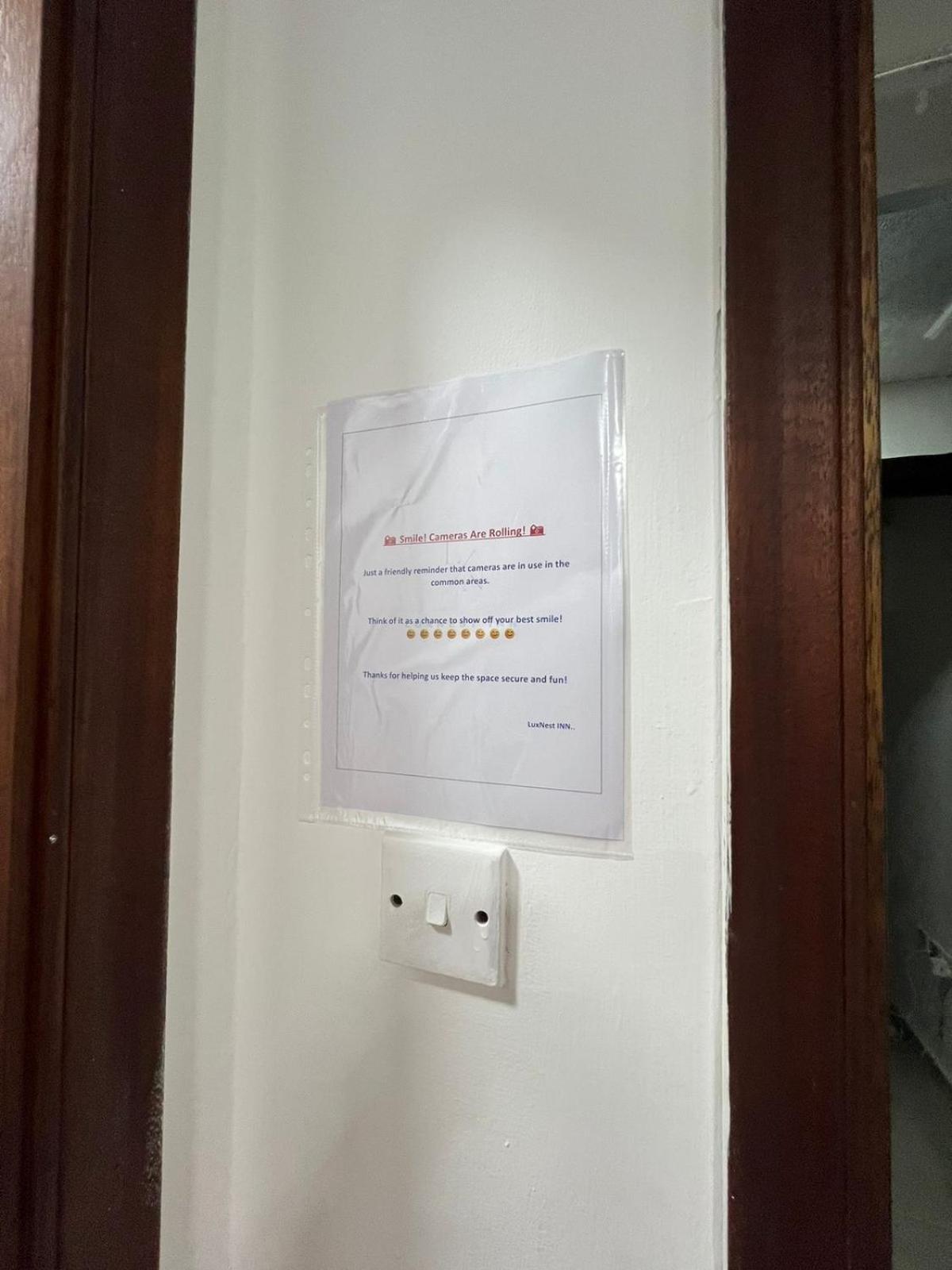 Inn Luxnest Internet Private Bed Space Men Only Dubai