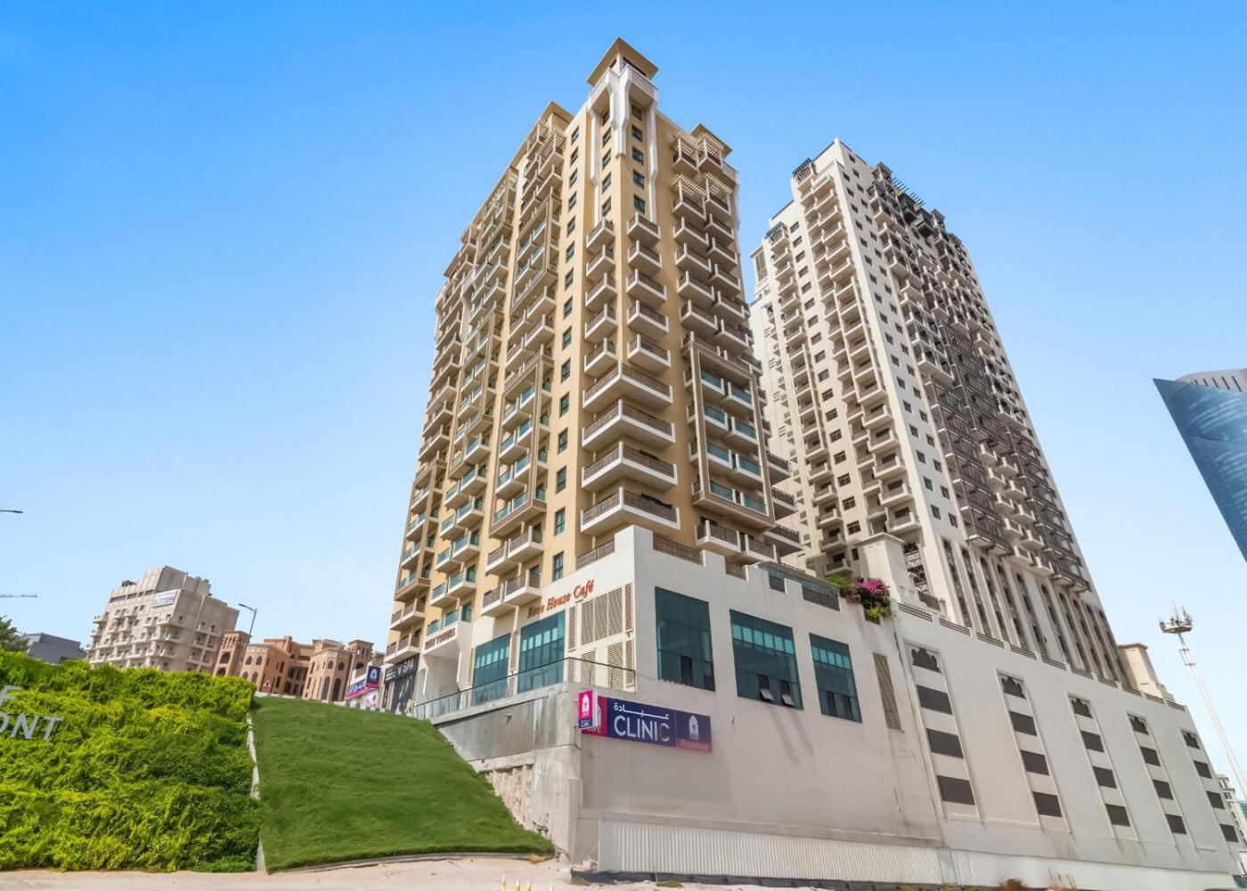 Luxurious 4-br In Al Jaddaf * Dubai