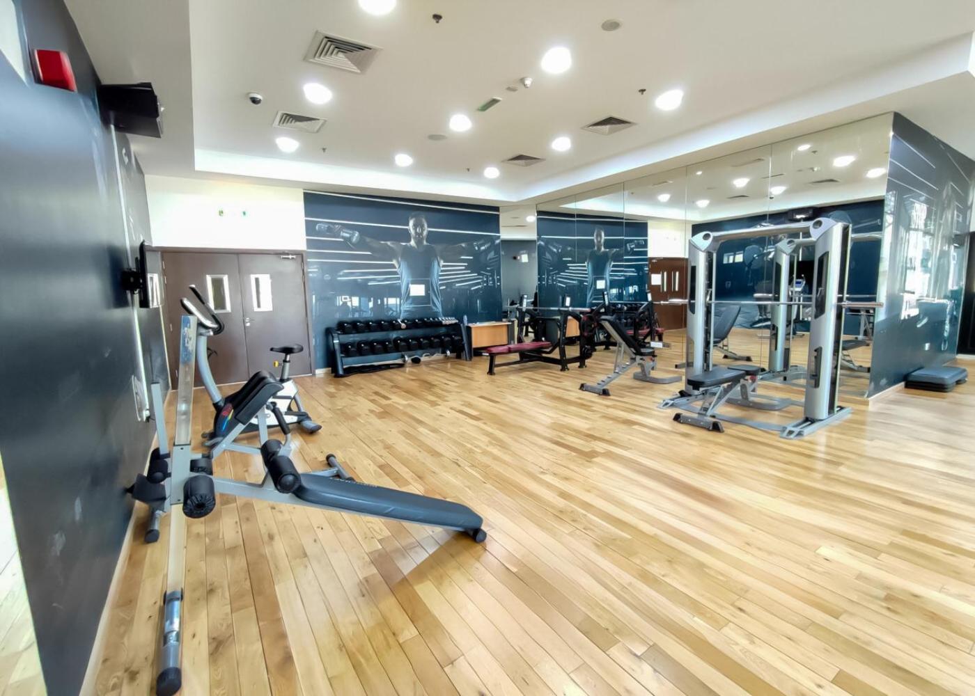 Luxurious 4-br In Al Jaddaf Apartment Dubai