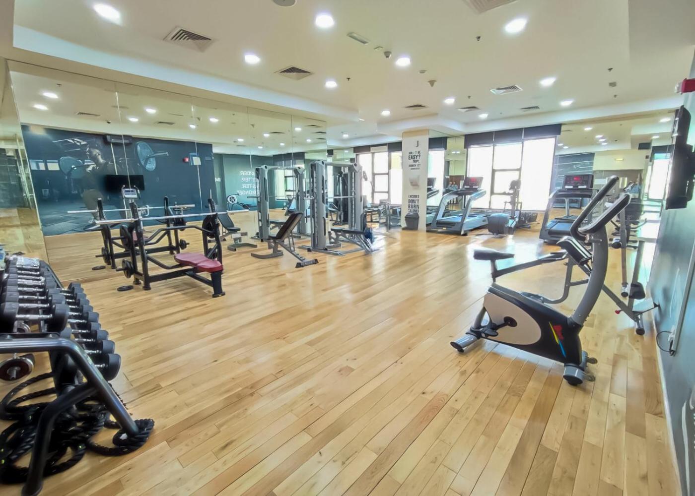 Apartment Luxurious 4-br In Al Jaddaf Dubai