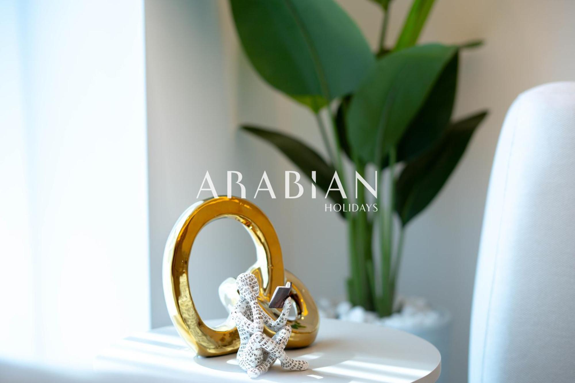 Luxury Upgraded 1br With Skyline Views In Marina Apartment Dubai